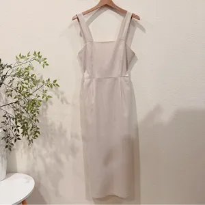 Wheat Linen Blend Midi Dress Jaime | The Fifth Label thumbnail 7