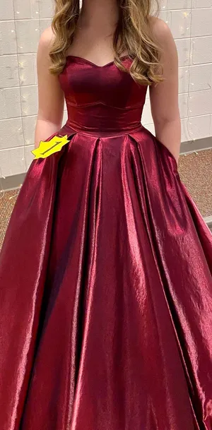 Sherri Hill Ball Gown thumbnail 1