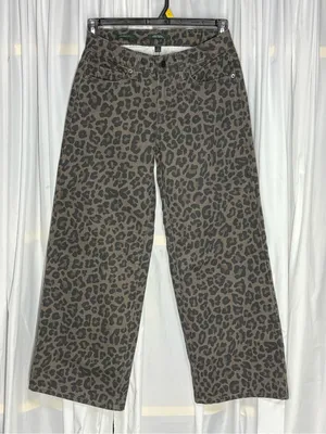 Wild Fable Taupe and Black Leopard Wide-Leg Jeans Size 0/R thumbnail 1