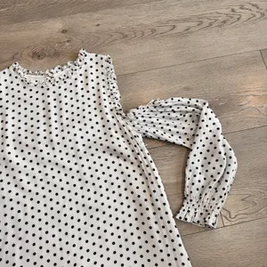Esley Dress‎ Small White Black Polka Dot Cold Shoulder Long Sleeves thumbnail 4
