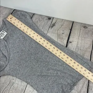 Just Female Heather Gray Long Sleeve Tee Wool Blend size Small thumbnail 13