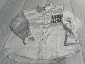 Blue b. Boutique Jeweled White Button Down Women’s Size Medium NWT thumbnail 1