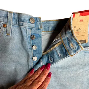 NWT Levi's 501 Original Fit High Rise Denim Distressed Shorts 28 thumbnail 7