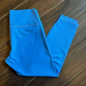 Lululemon Align HR Crop 24” Nulu Size 14 Blue Nile BNIL NWOT thumbnail 1