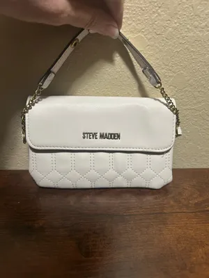 Steve Madden White quilted wristlet  thumbnail 3