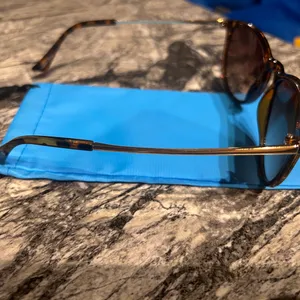 Tortoise Shell Sunglasses Brown thumbnail 10