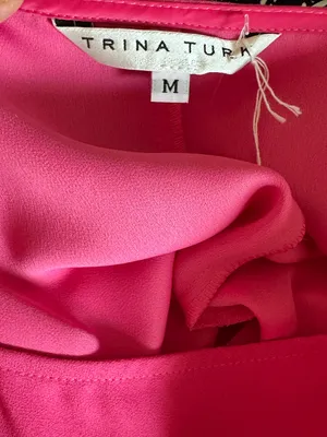 Trina Turk Coraline Hot Pink Barbiecore Blouson Sleeve Tunic Top M thumbnail 6