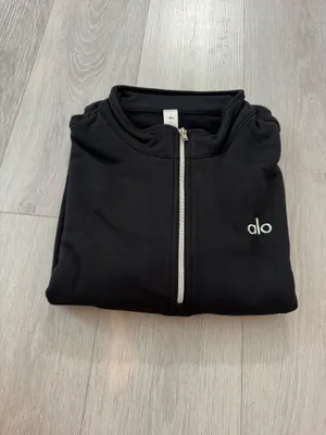 Alo yoga 1/4 sweatshirt large  thumbnail 6