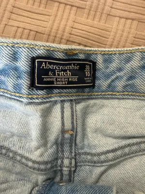 Abercrombie High-Rise Jean Shorts thumbnail 3