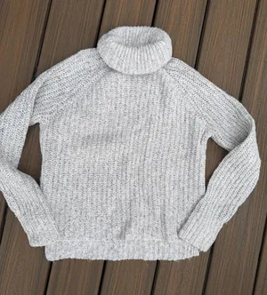 Abercrombie & Fitch Heather Light Gray Turtleneck Sweater thumbnail 1