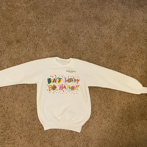 Vintage Alpine Ski Club Don’t Worry Be Happy Vancouver Sweatshirt size Medium thumbnail 6