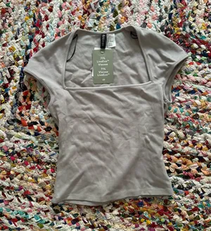 H&M Top thumbnail 1