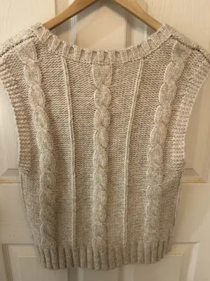 American Eagle Sweater Vest thumbnail 2
