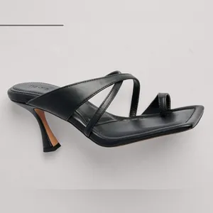NA-KD Crossed Toe Strap Heels Black- Size 36 thumbnail 2
