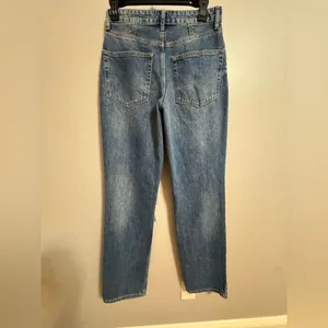 We the Free Women's wide leg boyfriend Distressed jeans size 25 button up‎ thumbnail 3