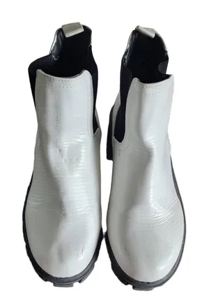 Sugar TC Boots Womens Size 8M White Chelsea Glossy Finish Joyrider Pull‎ Tab thumbnail 1