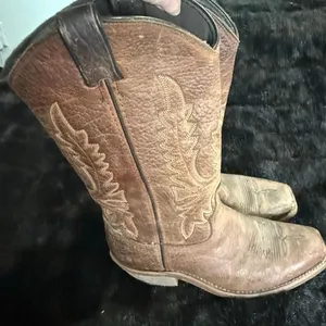 Abilene Women's Oiled Cowhide Cowgirl Boot Square Toe 6 thumbnail 1