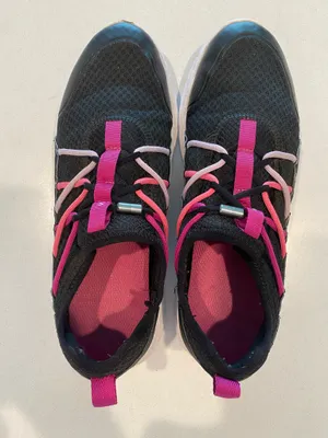Women’s Vionic Zeliya Black Sneakers Size 11 thumbnail 4