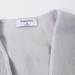 Aritzia Babaton Sculpt Knit Deep V-Neck Cropped Top thumbnail 7