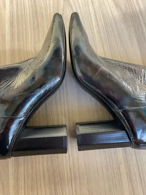 Donald J. Pliner Black Patent Chelsea Block Heel Ankle Boots thumbnail 5