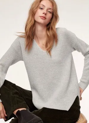 Wilfred Free Wolter Aritzia Gray V-Neck Waffle Knit Wool Pullover Sweater M thumbnail 1