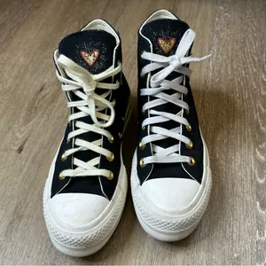 Converse Limited Edition Valentines Platform Sneakers‎ thumbnail 2
