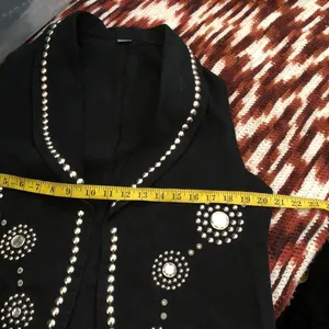 Embellished Western Silver Studded Black Denim Jean Jacket Vest Vintage 90s USA Made Rock/ Western/ Goth/ Grunge - L thumbnail 4