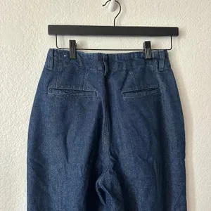 Free People New Spin Trouser Jeans Dark Wash Mid Rise Pleated Size 25 thumbnail 7