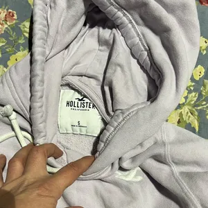 Hollister small light purple hoodie thumbnail 2