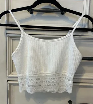 Lace bottom white crop tank top thumbnail 1