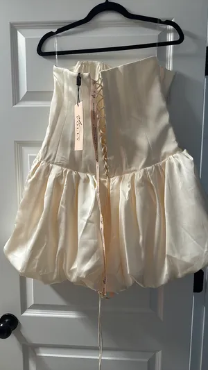Oh Polly Bubble Fabiola Lace-Up Hem Corset Mini Dress Ivory thumbnail 2