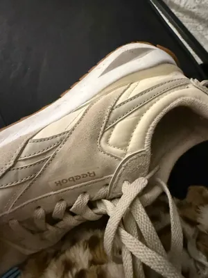 Reebok Sneakers thumbnail 6