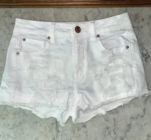 American Eagle White Denim Shorts thumbnail 1