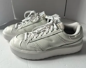 New Balance CT302 white size 8 women’s thumbnail 1