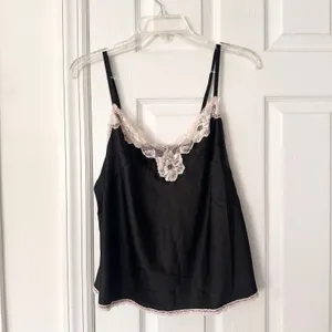 Victorias Secret Black Satin Lace Trim Adjustable Strap Vintage Y2K Neglige Tank thumbnail 6