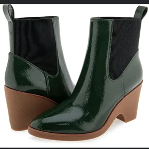 Aerosoles | Women's Dark Green Crinkle Wedge Chelsea Pointed Toe Ankle Boot, 10M thumbnail 10