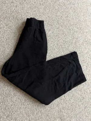 Wild Fable Wide-Leg Sweatpants High-Rise Black thumbnail 2