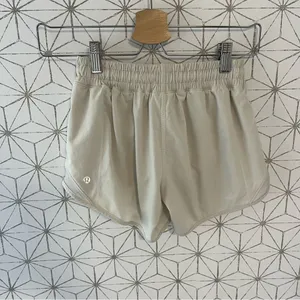 Lululemon Hotty Hot Low Rise Short 4" Ocean Air thumbnail 6