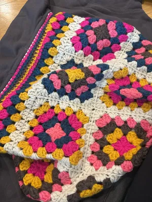 Natural life Size S/M Pullover with Crochet Granny Square Hood thumbnail 6