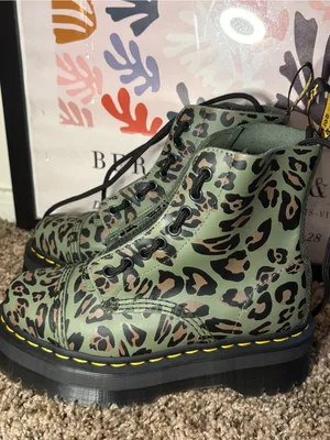 Dr. Martens Leopard Print Platform Boots – Women’s 6 thumbnail 4