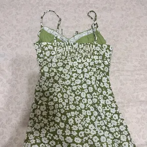 Princess Polly Green Tasmin Mini Dress thumbnail 4