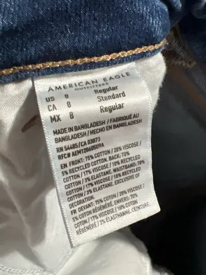 #28 NWOT American Eagle Outfitters Strigid Blue Denim Mom Jeans Size 8R thumbnail 7