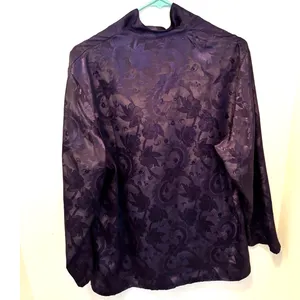 Victoria’s Secret Purple Satin Floral Button Blouse Size M Vintage thumbnail 6