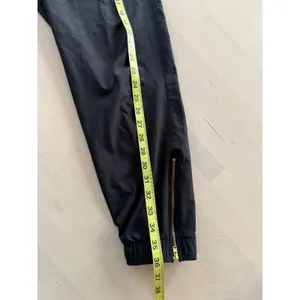 Albion Fit Jetsetters Black Joggers Gold Ankle Zip Pants‎ Womens Medium thumbnail 4