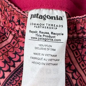 Patagonia Baggie Shorts 5” limited edition sz Small thumbnail 5