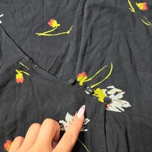 Free People Time On My Side‎ Black Floral Wrap Dress thumbnail 9