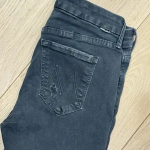 Mother Jeans The Looker Sz 24 Faded Black Wash‎ Not Guilty Mid Rise Fray Skinny thumbnail 9