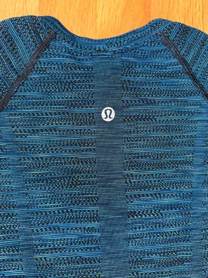 Lululemon Swiftly Tech Short Sleeve Blue thumbnail 2