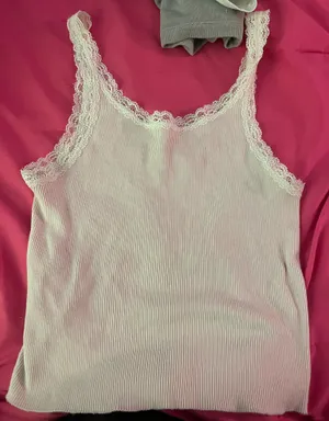 Brandy Melville Pink Lace Tank thumbnail 3