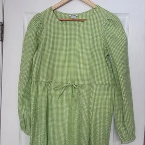 Monki Green And White Gingham Plaid Seersucker Midi Dress Size‎ XS thumbnail 3